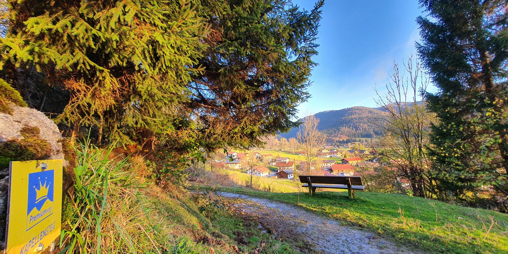 Kapellensteig mit Blick Richtung Entfelden Abendstimmung, © Gemeinde Reit im Winkl - Plafinger Kapellensteig mit Blick Richtung Entfelden Abendstimmung, © Gemeinde Reit im Winkl - Plafinger