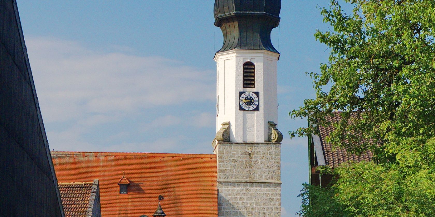 Pfarrkirche St. Peter und Paul im Thale Erlstätt © Hans Zimmermann Pfarrkirche St. Peter und Paul im Thale Erlstätt © Hans Zimmermann