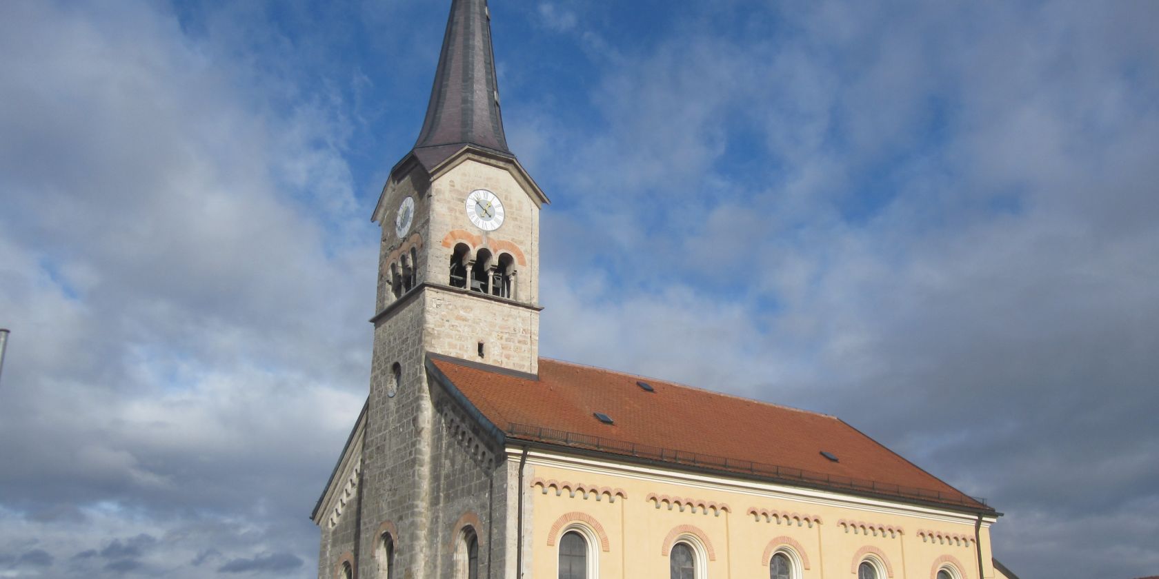 St. Maximilian bestes Bild ohne StraßeSusanne Pfliegl, © SusannePfliegl St. Maximilian bestes Bild ohne StraßeSusanne Pfliegl, © SusannePfliegl