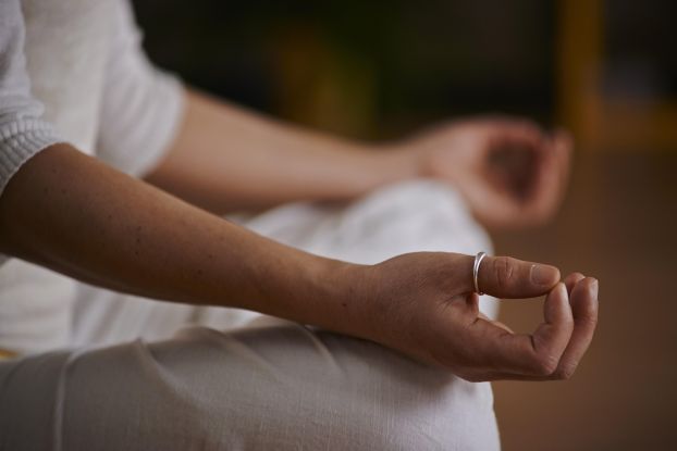 Yoga im Sitzen, &copy; pixabay