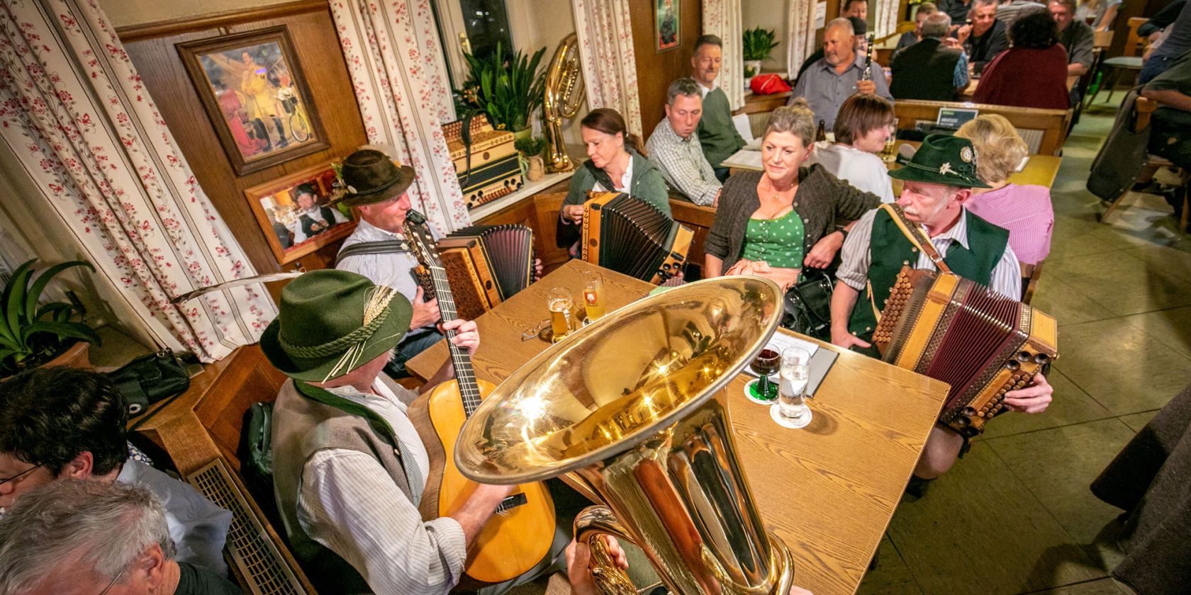 Musikantenstammtisch, &copy; Tourist-Info Waginger See