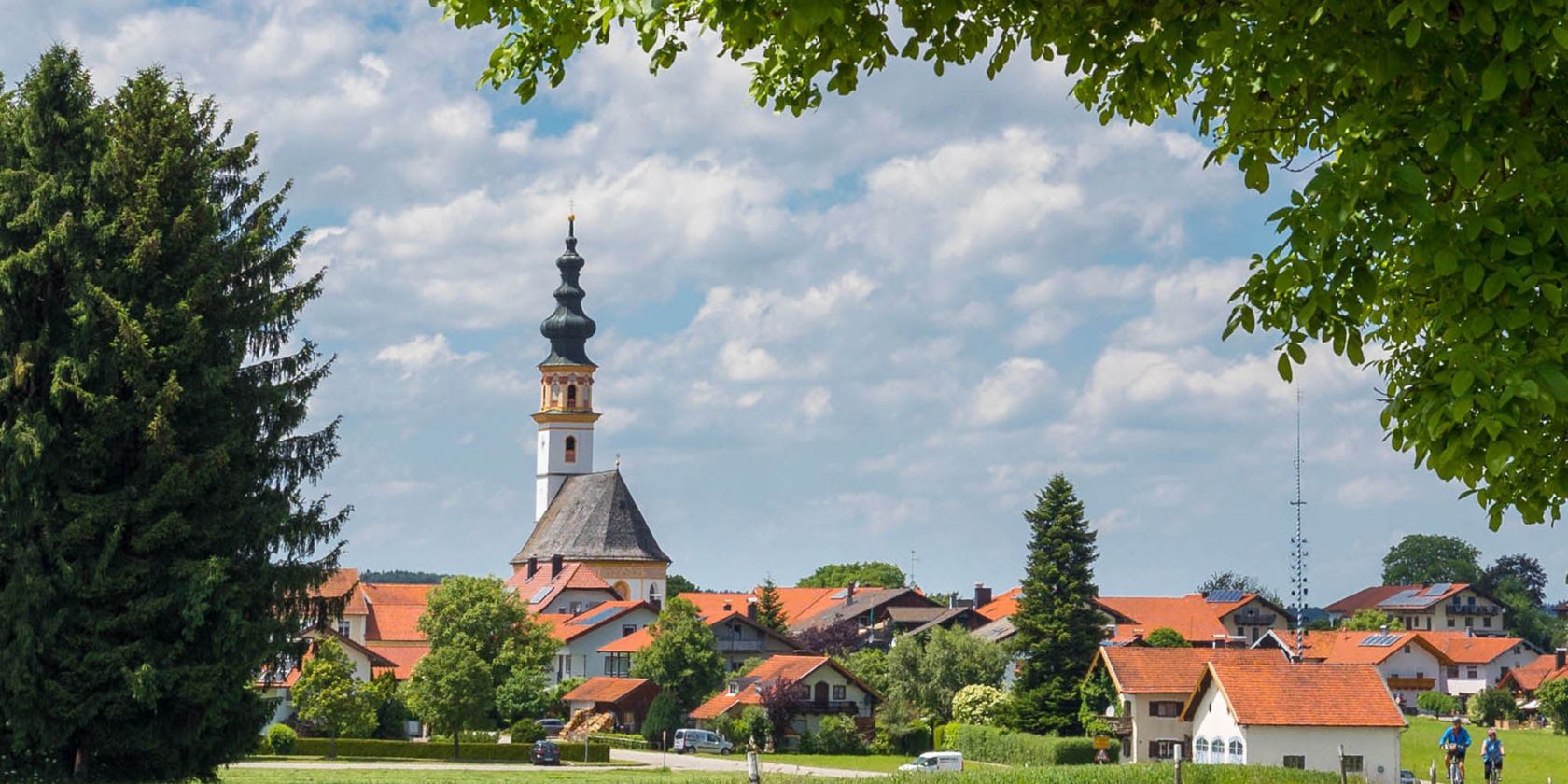 St. Leonhard am Wonneberg, &copy; Tourist-Info Waginger See / Richard Scheuerecker